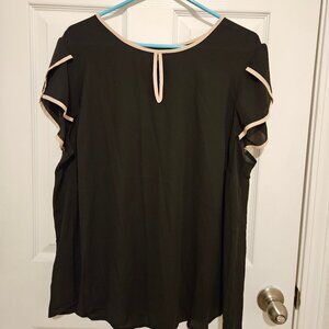 Torrid Geogette Tulip Sleeve Blouse Size 2